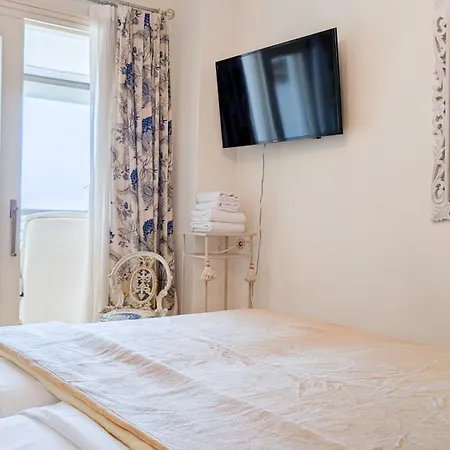 Appartamento Arenas Beachfront *